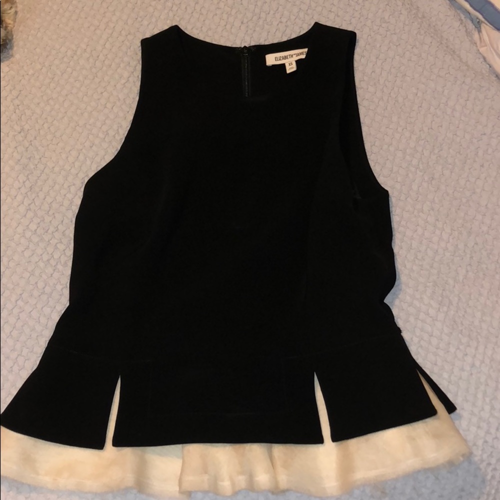 Elizabeth and James top